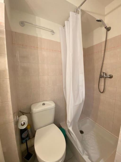 Appartement 23 M2 A Nice, 2E Ligne Du Front De Mer Luaran gambar