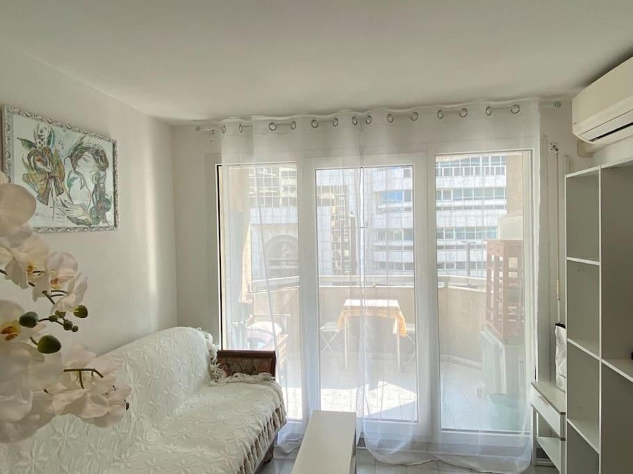 Appartement 23 M2 A Nice, 2E Ligne Du Front De Mer Luaran gambar