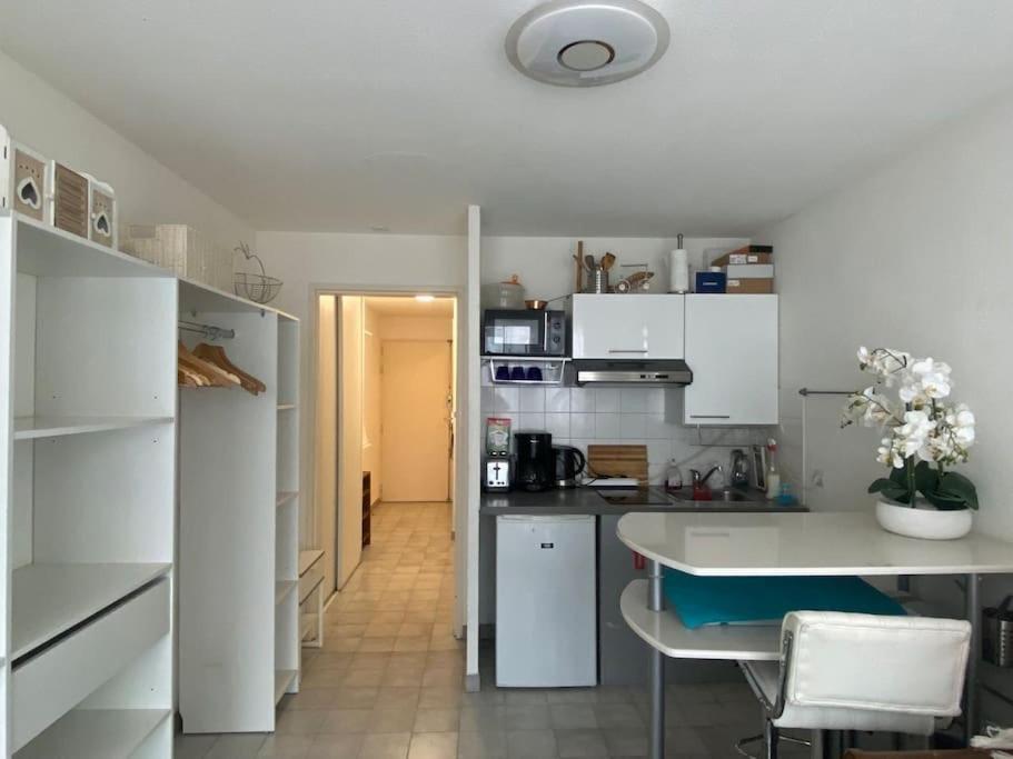 Appartement 23 M2 A Nice, 2E Ligne Du Front De Mer Luaran gambar